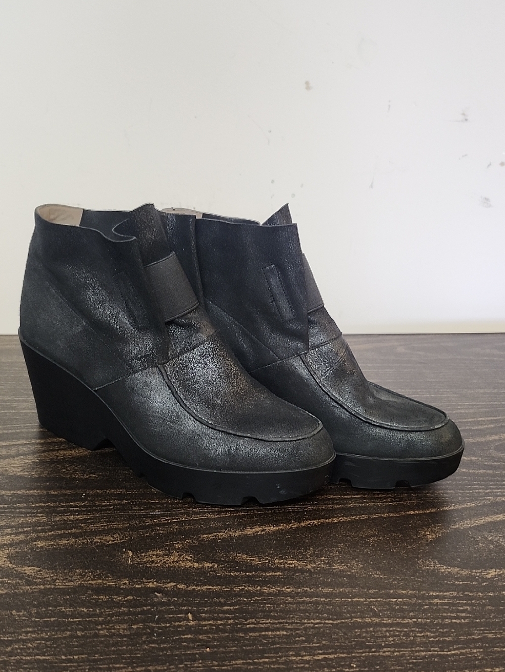 Eileen Fisher TREAT Metallic suede Wedge Booties 9.5